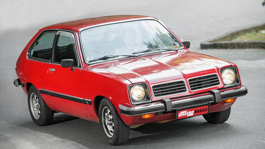 O nosso Chevette tinha a mesma cara do similar americano | <a href="https://beta-develop.quatrorodas.abril.com.br/carros/classicos-brasileiros/chevrolet-chevette-hatch-760503.shtml" rel="migration">Leia mais</a>