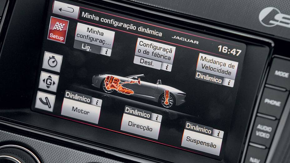 Motorista pode ajustar as respostas do motor, da dire&ccedil;&atilde;o, da suspens&atilde;o e do c&acirc;mbio, al&eacute;m de acompanhar o desempenho do carro por meio de instrumentos que medem o tempo e o espa&ccedil;o percorridos e a acelera&ccedil;&atilde;o lateral | <a href="https://quatrorodas.abril.com.b" rel="migration"></a>
