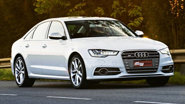 Unidade avaliada tinha todos os opcionais: 39 500 reais adicionais | <a href="https://beta-develop.quatrorodas.abril.com.br/carros/impressoes/audi-s6-762842.shtml" rel="migration">Leia mais</a> Unidade avaliada tinha todos os opcionais: 39 500 reais adicionais | <a href="https://beta-develop.quatrorodas.abril.com.br/carros/impressoes/audi-s6-762842.shtml" rel="migration">Leia mais</a>