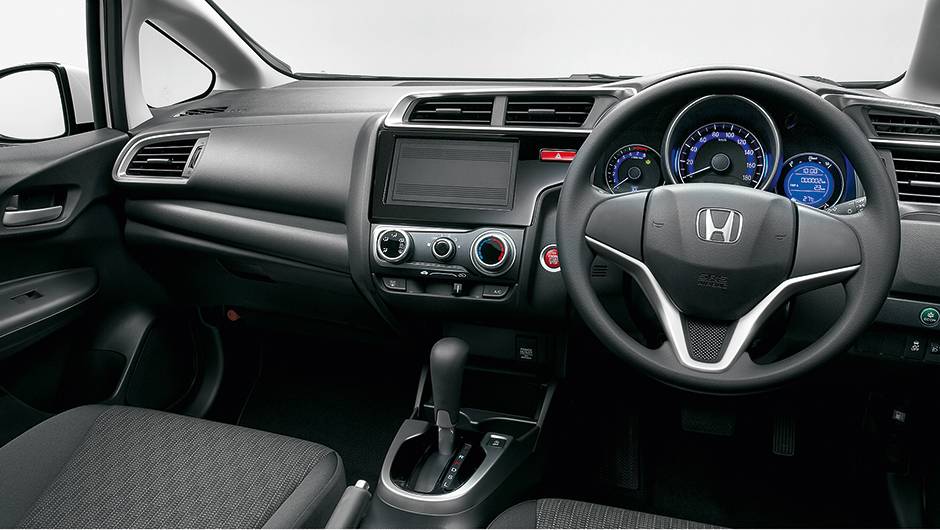 O carro avaliado no Japão tinha volante do lado direito | <a href="https://beta-develop.quatrorodas.abril.com.br/carros/impressoes/honda-fit-765447.shtml" rel="migration">Leia mais</a> O carro avaliado no Japão tinha volante do lado direito | <a href="https://beta-develop.quatrorodas.abril.com.br/carros/impressoes/honda-fit-765447.shtml" rel="migration">Leia mais</a>