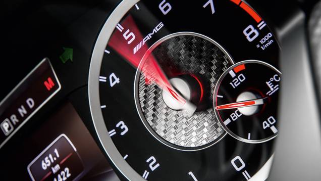 Palhetas maiores e de alumínio, em vez de plástico,
| <a href="https://beta-develop.quatrorodas.abril.com.br/carros/testes/mercedes-benz-a45-amg-772357.shtml" rel="migration">Leia mais</a> Palhetas maiores e de alumínio, em vez de plástico,
| <a href="https://beta-develop.quatrorodas.abril.com.br/carros/testes/mercedes-benz-a45-amg-772357.shtml" rel="migration">Leia mais</a>