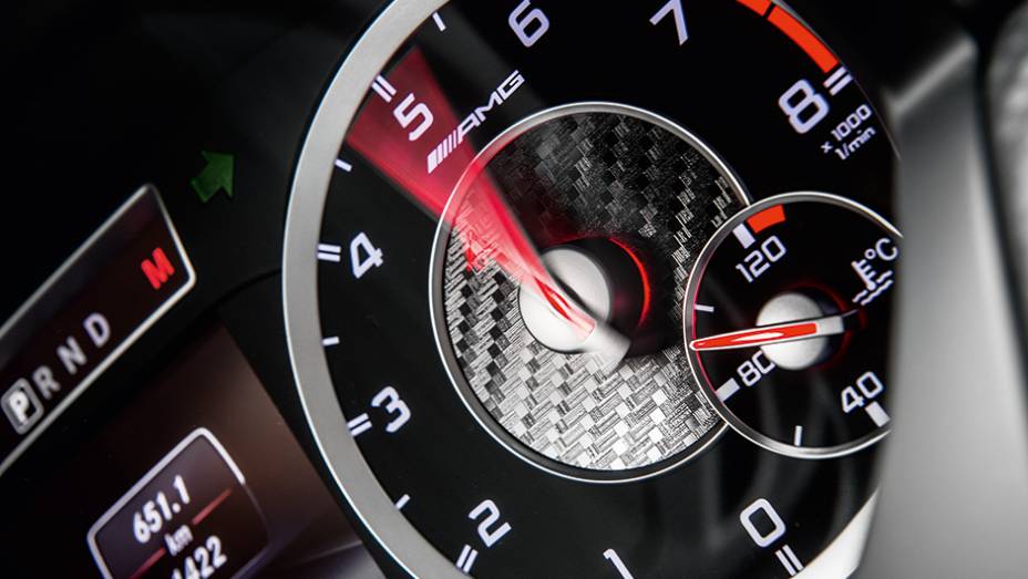 Palhetas maiores e de alumínio, em vez de plástico,
| <a href="https://beta-develop.quatrorodas.abril.com.br/carros/testes/mercedes-benz-a45-amg-772357.shtml" rel="migration">Leia mais</a> Palhetas maiores e de alumínio, em vez de plástico,
| <a href="https://beta-develop.quatrorodas.abril.com.br/carros/testes/mercedes-benz-a45-amg-772357.shtml" rel="migration">Leia mais</a>