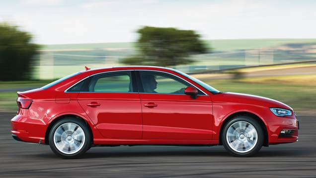 Volume traseiro curto está em alta entre sedãs | <a href="https://beta-develop.quatrorodas.abril.com.br/carros/testes/audi-a3-sedan-771657.shtml" rel="migration">Leia mais</a> Volume traseiro curto está em alta entre sedãs | <a href="https://beta-develop.quatrorodas.abril.com.br/carros/testes/audi-a3-sedan-771657.shtml" rel="migration">Leia mais</a>