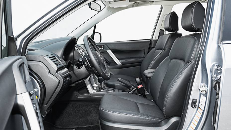 Bancos de couro com regulagem elétrica de série: fácil achar a posição de dirigir | <a href="https://beta-develop.quatrorodas.abril.com.br/carros/testes/subaru-forester-2-0-xt-turbo-772015.shtml" rel="migration">Leia mais</a> Bancos de couro com regulagem elétrica de série: fácil achar a posição de dirigir | <a href="https://beta-develop.quatrorodas.abril.com.br/carros/testes/subaru-forester-2-0-xt-turbo-772015.shtml" rel="migration">Leia mais</a>