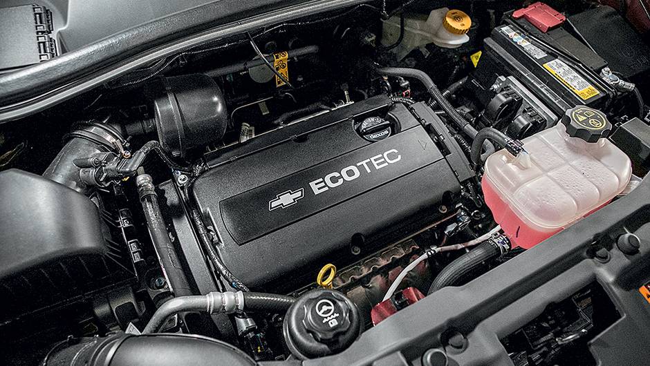 Motor gera 144 cv com etanol | <a href="https://beta-develop.quatrorodas.abril.com.br/carros/testes/aventureiros-urbanos-777231.shtml" rel="migration">Leia mais</a>