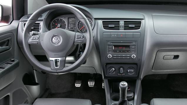 O câmbio de engates curtos recebeu elogios | <a href="https://beta-develop.quatrorodas.abril.com.br/carros/testes/aventureiros-urbanos-777231.shtml" rel="migration">Leia mais</a> O câmbio de engates curtos recebeu elogios | <a href="https://beta-develop.quatrorodas.abril.com.br/carros/testes/aventureiros-urbanos-777231.shtml" rel="migration">Leia mais</a>