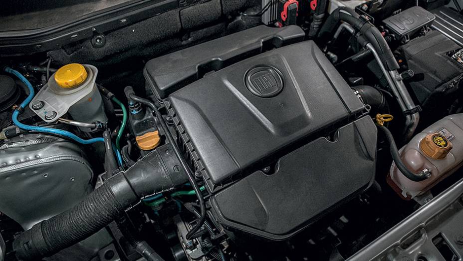 Motor 1.8 gera 132 cv de pot&ecirc;ncia | <a href="https://beta-develop.quatrorodas.abril.com.br/carros/testes/aventureiros-urbanos-777231.shtml" rel="migration">Leia mais</a>
