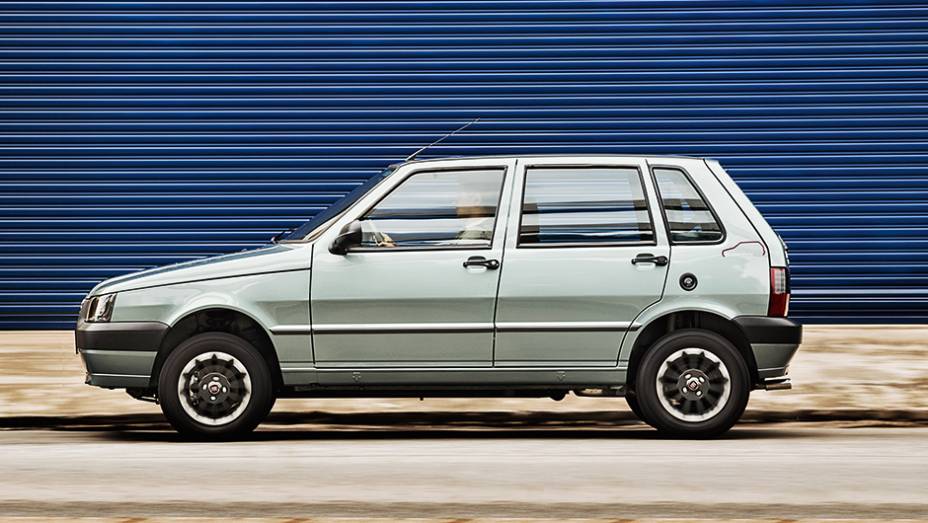 Mille dá adeus ao mercado com tiragem de 2 000 unidades | <a href="https://beta-develop.quatrorodas.abril.com.br/carros/impressoes/fiat-grazie-mille-774026.shtml" rel="migration">Leia mais</a> Mille dá adeus ao mercado com tiragem de 2 000 unidades | <a href="https://beta-develop.quatrorodas.abril.com.br/carros/impressoes/fiat-grazie-mille-774026.shtml" rel="migration">Leia mais</a>