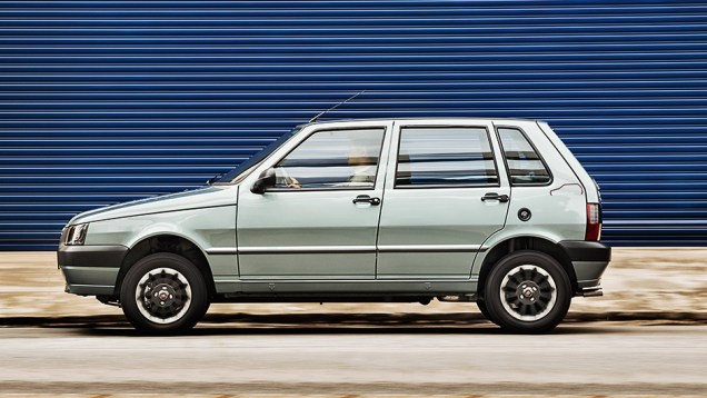 Mille dá adeus ao mercado com tiragem de 2 000 unidades | <a href="https://beta-develop.quatrorodas.abril.com.br/carros/impressoes/fiat-grazie-mille-774026.shtml" rel="migration">Leia mais</a> Mille dá adeus ao mercado com tiragem de 2 000 unidades | <a href="https://beta-develop.quatrorodas.abril.com.br/carros/impressoes/fiat-grazie-mille-774026.shtml" rel="migration">Leia mais</a>