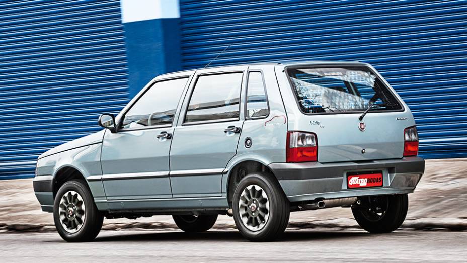 Cor verde Saquarema só está disponível na versão de despedida. Lanternas fumê são de série | <a href="https://beta-develop.quatrorodas.abril.com.br/carros/impressoes/fiat-grazie-mille-774026.shtml" rel="migration">Leia mais</a> Cor verde Saquarema só está disponível na versão de despedida. Lanternas fumê são de série | <a href="https://beta-develop.quatrorodas.abril.com.br/carros/impressoes/fiat-grazie-mille-774026.shtml" rel="migration">Leia mais</a>