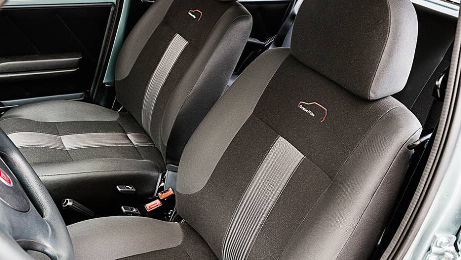 Revestimento dos bancos é exclusivo do Grazie Mille | <a href="https://beta-develop.quatrorodas.abril.com.br/carros/impressoes/fiat-grazie-mille-774026.shtml" rel="migration">Leia mais</a> Revestimento dos bancos é exclusivo do Grazie Mille | <a href="https://beta-develop.quatrorodas.abril.com.br/carros/impressoes/fiat-grazie-mille-774026.shtml" rel="migration">Leia mais</a>