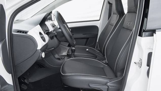 Na frente, o ajuste de altura &eacute; item de s&eacute;rie | <a href="https://beta-develop.quatrorodas.abril.com.br/carros/testes/volkswagen-up-773936.shtml" rel="migration">Leia mais</a>
