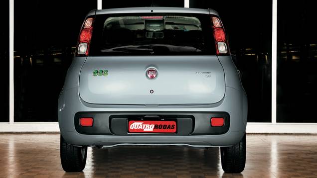 Uno encara o Up! com duas op&ccedil;&otilde;es de motor, 1.0 e 1.4 | <a href="https://beta-develop.quatrorodas.abril.com.br/carros/comparativos/hatches-compactos-entrada-779938.shtml" rel="migration">Leia mais</a>