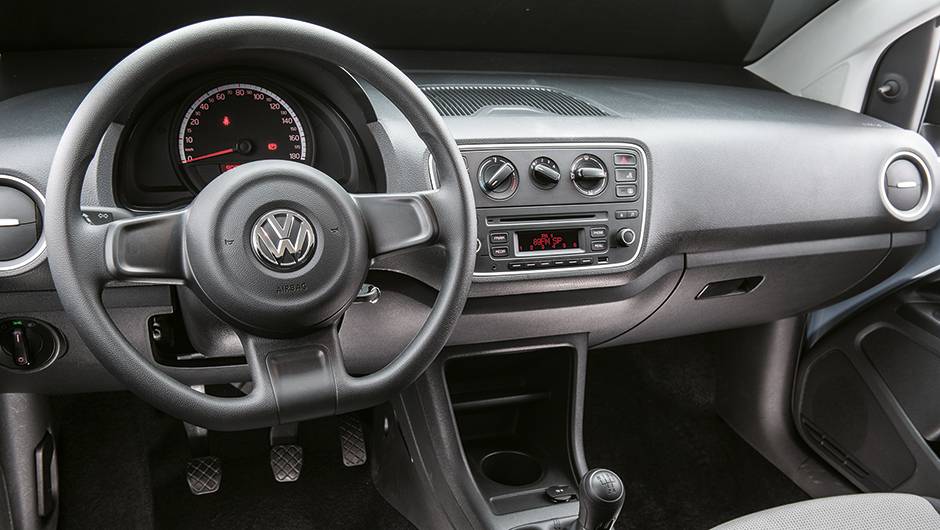 Take Up! vem com o essencial. Sistema de som é opcional | <a href="https://beta-develop.quatrorodas.abril.com.br/carros/comparativos/hatches-compactos-entrada-779938.shtml" rel="migration">Leia mais</a> Take Up! vem com o essencial. Sistema de som é opcional | <a href="https://beta-develop.quatrorodas.abril.com.br/carros/comparativos/hatches-compactos-entrada-779938.shtml" rel="migration">Leia mais</a>