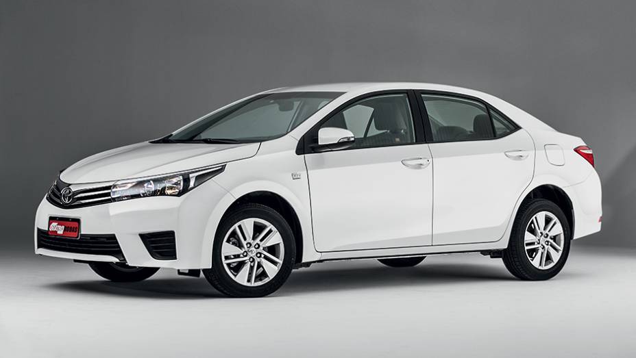 Versão GLi tem motor 1.8 e dois tipos de câmbio | <a href="https://beta-develop.quatrorodas.abril.com.br/carros/testes/toyota-corolla-gli-1-8-783149.shtml" rel="migration">Leia mais</a>