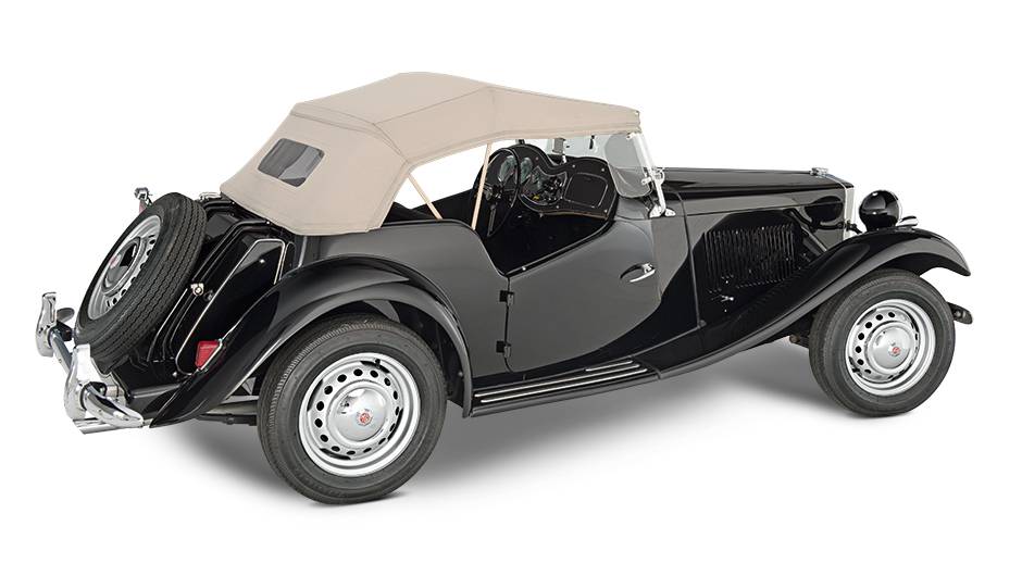 Capota de lona era a &uacute;nica prote&ccedil;&atilde;o contra a chuva | <a href="https://beta-develop.quatrorodas.abril.com.br/carros/classicos-grandescarros/mg-td-783407.shtml" rel="migration">Leia mais</a>