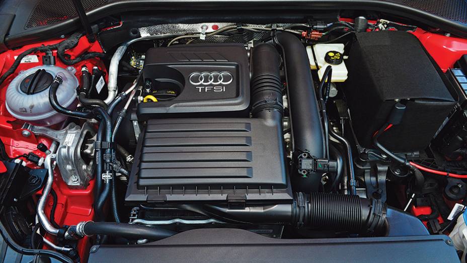 Com turbo e injeção direta, 1.4 gera 122 cv | <a href="https://beta-develop.quatrorodas.abril.com.br/carros/impressoes/audi-a3-sedan-1-4-785149.shtml" rel="migration">Leia mais</a>