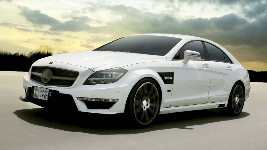 O B63 é um Mercedes CLS que ganhou 63 cv e roupagem mais agressiva | <a href="https://beta-develop.quatrorodas.abril.com.br/carros/impressoes/brabus-cls-787697.shtml" rel="migration">Leia mais</a>