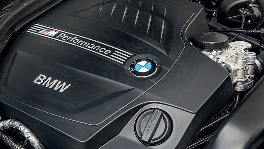 Motor 3.0 é o único 6-cilindros da trupe | <a href="https://beta-develop.quatrorodas.abril.com.br/carros/comparativos/45-amg-x-s3-x-m135i-787525.shtml" rel="migration">Leia mais</a> Motor 3.0 é o único 6-cilindros da trupe | <a href="https://beta-develop.quatrorodas.abril.com.br/carros/comparativos/45-amg-x-s3-x-m135i-787525.shtml" rel="migration">Leia mais</a>