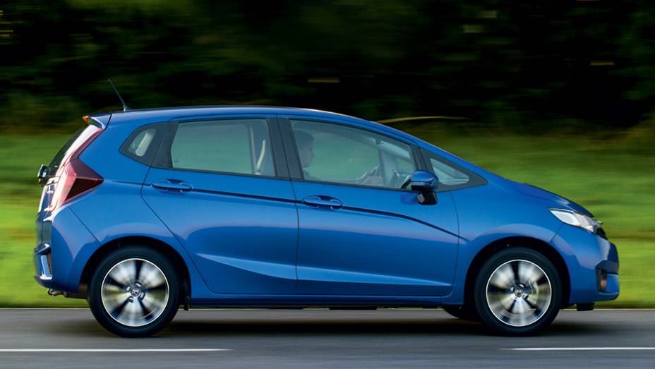Cabine alta: trunfo do Fit sobre a concorr&ecirc;ncia | <a href="https://beta-develop.quatrorodas.abril.com.br/carros/testes/honda-fit-exl-1-5-786780.shtml" rel="migration">Leia mais</a>
