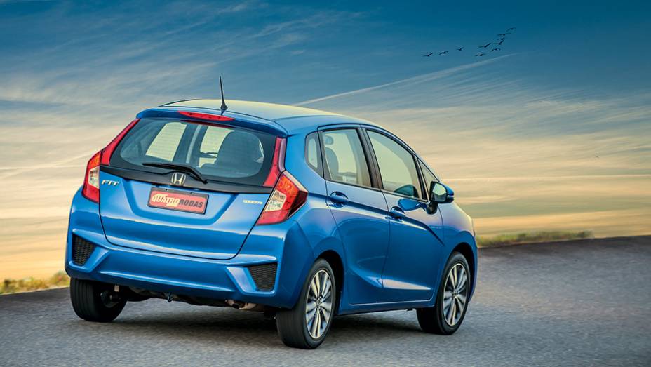 A plataforma &eacute; a mesma dos novos City e Vezel | <a href="https://beta-develop.quatrorodas.abril.com.br/carros/testes/honda-fit-exl-1-5-786780.shtml" rel="migration">Leia mais</a>