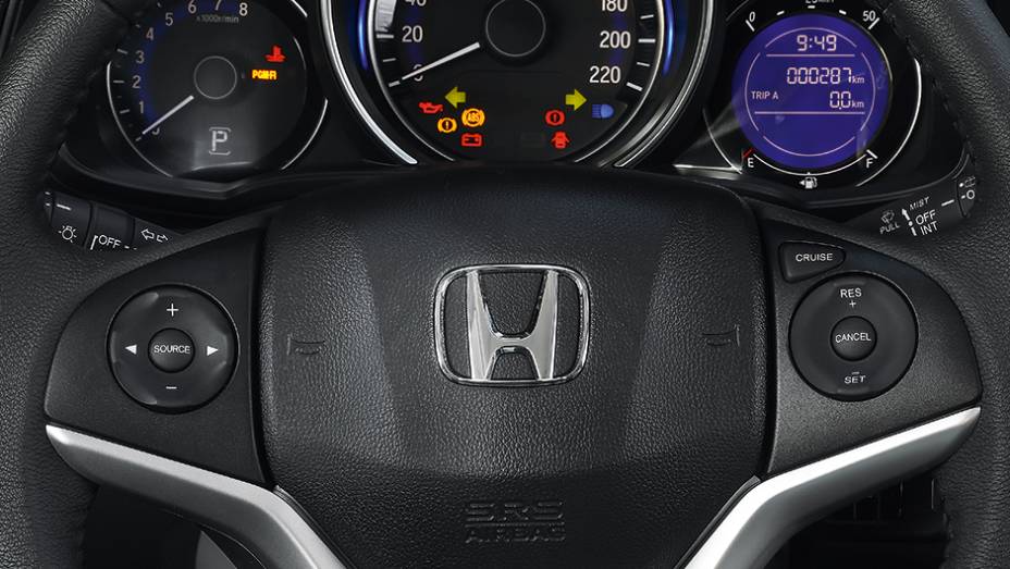 Piloto autom&aacute;tico e | <a href="https://beta-develop.quatrorodas.abril.com.br/carros/testes/honda-fit-exl-1-5-786780.shtml" rel="migration">Leia mais</a>