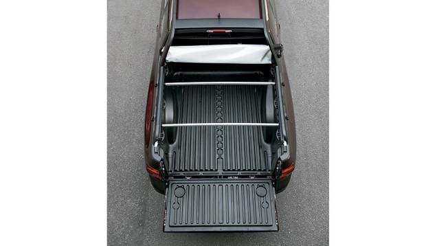 Caçamba leva 734 litros | <a href="https://beta-develop.quatrorodas.abril.com.br/carros/comparativos/saveiro-x-strada-787696.shtml" rel="migration">Leia mais</a> Caçamba leva 734 litros | <a href="https://beta-develop.quatrorodas.abril.com.br/carros/comparativos/saveiro-x-strada-787696.shtml" rel="migration">Leia mais</a>