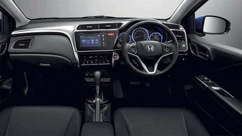 O bom nível de espaço interno se mantevel | <a href="https://beta-develop.quatrorodas.abril.com.br/reportagens/geral/vale-esperar-novo-honda-city-792682.shtml" rel="migration">Leia mais</a>