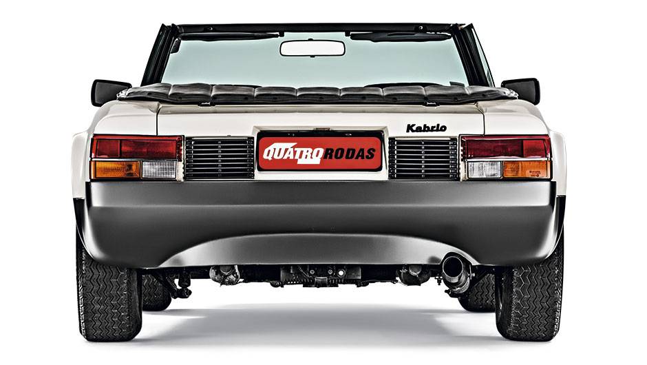 As lanternas vinham do então moderno VW Gol | <a href="https://beta-develop.quatrorodas.abril.com.br/carros/classicos-brasileiros/miura-kabrio-791967.shtml" rel="migration">Leia mais</a> As lanternas vinham do então moderno VW Gol | <a href="https://beta-develop.quatrorodas.abril.com.br/carros/classicos-brasileiros/miura-kabrio-791967.shtml" rel="migration">Leia mais</a>