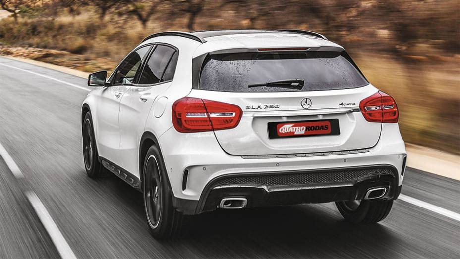 Feito no Brasil, o GLA será o carro-chefe da marca | <a href="https://beta-develop.quatrorodas.abril.com.br/reportagens/geral/vale-esperar-mercedes-benz-gla-793358.shtml" rel="migration">Leia mais</a>