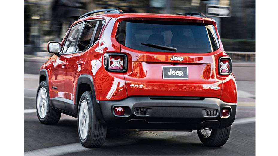 O "X" nas lanternas vem dos galões de gasolina que antigos jipes carregavam atrás | <a href="https://beta-develop.quatrorodas.abril.com.br/reportagens/geral/vale-esperar-jeep-renegade-791986.shtml" rel="migration">Leia mais</a>