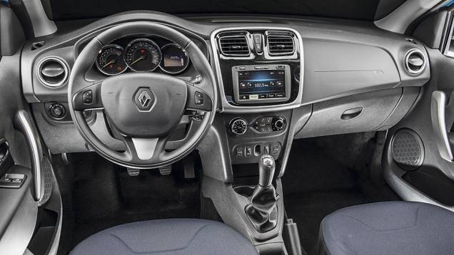 De série, o hatch traz banco do motorista com ajuste em altura, banco traseiro bipartido e ar-condicionado | <a href="https://beta-develop.quatrorodas.abril.com.br/carros/comparativos/renault-sandero-x-chevrolet-onix-x-hyundai-hb20-798448.shtml" rel="migration">Leia mais</a> De série, o hatch traz banco do motorista com ajuste em altura, banco traseiro bipartido e ar-condicionado | <a href="https://beta-develop.quatrorodas.abril.com.br/carros/comparativos/renault-sandero-x-chevrolet-onix-x-hyundai-hb20-798448.shtml" rel="migration">Leia mais</a>