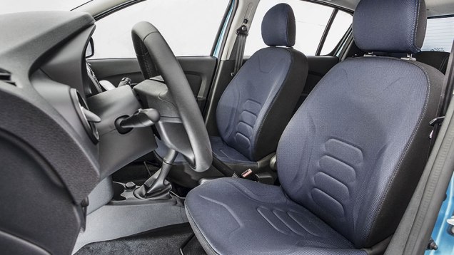 | <a href="https://beta-develop.quatrorodas.abril.com.br/carros/comparativos/renault-sandero-x-chevrolet-onix-x-hyundai-hb20-798448.shtml" rel="migration">Leia mais</a> | <a href="https://beta-develop.quatrorodas.abril.com.br/carros/comparativos/renault-sandero-x-chevrolet-onix-x-hyundai-hb20-798448.shtml" rel="migration">Leia mais</a>