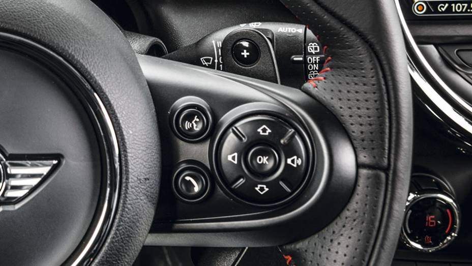 Borboletas não são de série | <a href="https://beta-develop.quatrorodas.abril.com.br/carros/testes/mini-cooper-799550.shtml" rel="migration">Leia mais</a> Borboletas não são de série | <a href="https://beta-develop.quatrorodas.abril.com.br/carros/testes/mini-cooper-799550.shtml" rel="migration">Leia mais</a>