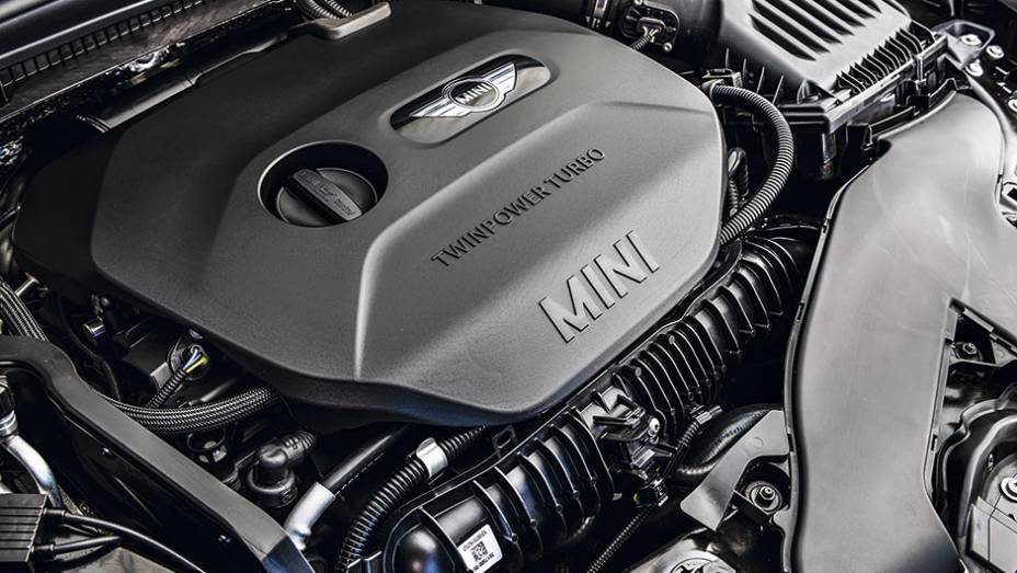 Motor do Cooper S é um 2.0 turbo de 192 cv | <a href="https://beta-develop.quatrorodas.abril.com.br/carros/testes/mini-cooper-799550.shtml" rel="migration">Leia mais</a> Motor do Cooper S é um 2.0 turbo de 192 cv | <a href="https://beta-develop.quatrorodas.abril.com.br/carros/testes/mini-cooper-799550.shtml" rel="migration">Leia mais</a>