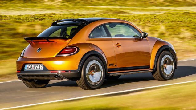 A base mec&acirc;nica praticamente n&atilde;o sofreu altera&ccedil;&otilde;es: motor 2.0 turbo de 210 cv e c&acirc;mbio DSG de seis marchas | <a href="https://beta-develop.quatrorodas.abril.com.br/carros/impressoes/vw-beetle-dune-802397.shtml" target="_blank" rel="migration">Leia mais</a>