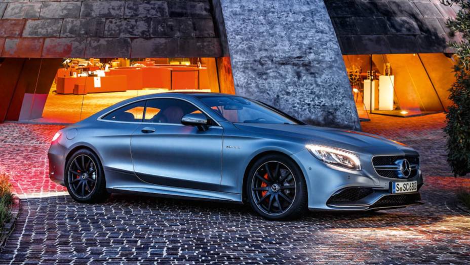 O S 63 AMG Coupé é tão bonito quanto rápido | <a href="https://beta-develop.quatrorodas.abril.com.br/carros/impressoes/mercedes-benz-s-63-amg-coupe-802403.shtml" target="_blank" rel="migration">Leia mais</a>