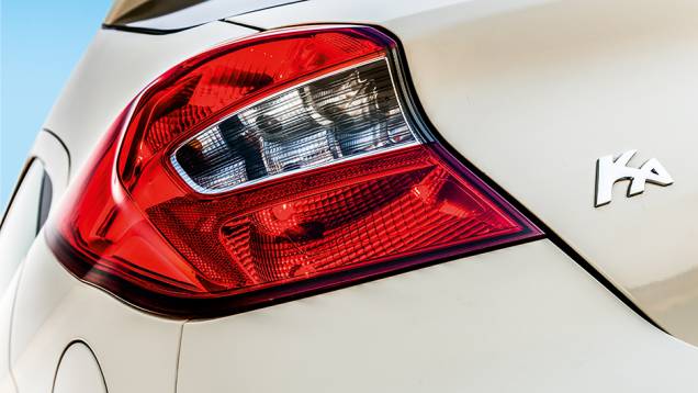 lanternas fumê e
| <a href="https://beta-develop.quatrorodas.abril.com.br/carros/testes/novo-ford-ka-795762.shtml" rel="migration">Leia mais</a>
lanternas fumê e
| <a href="https://beta-develop.quatrorodas.abril.com.br/carros/testes/novo-ford-ka-795762.shtml" rel="migration">Leia mais</a>