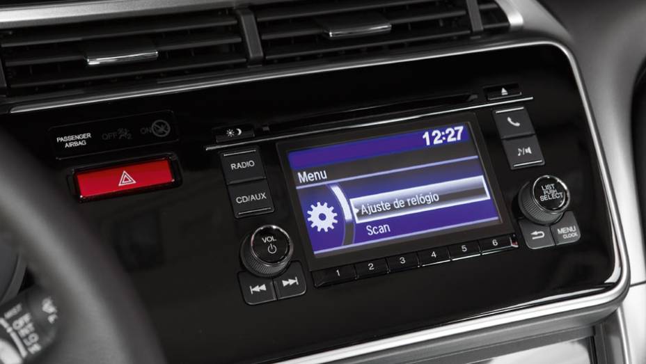 Sistema multimídia tem tela de 5 polegadas | <a href="https://beta-develop.quatrorodas.abril.com.br/carros/testes/honda-city-807297.shtml" target="_blank" rel="migration">Leia mais</a> Sistema multimídia tem tela de 5 polegadas | <a href="https://beta-develop.quatrorodas.abril.com.br/carros/testes/honda-city-807297.shtml" target="_blank" rel="migration">Leia mais</a>
