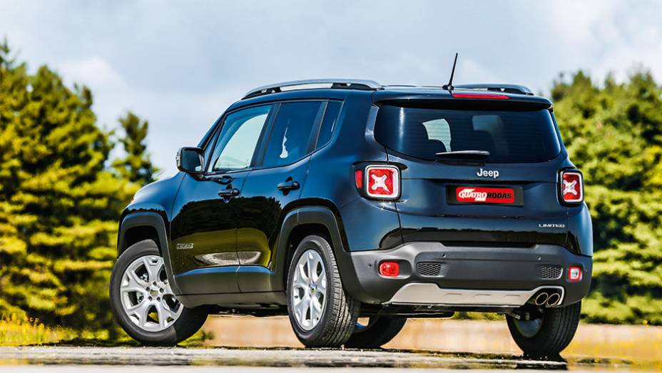 Versão de entrada terá pneu urbano | <a href="https://beta-develop.quatrorodas.abril.com.br/carros/impressoes/jeep-renegade-808905.shtml" target="_blank" rel="migration">Leia mais</a>