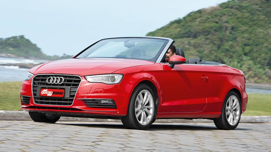 Grade enorme: A3 Cabriolet mantém a identidade da Audi | <a href="https://beta-develop.quatrorodas.abril.com.br/carros/impressoes/audi-a3-cabriolet-813902.shtml" target="_blank" rel="migration">Leia mais</a>