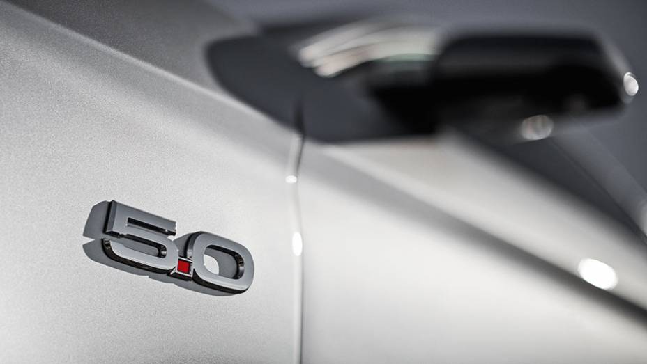 <a href="https://beta-develop.quatrorodas.abril.com.br/carros/impressoes/ford-mustang-2015-816081.shtml" target="_blank" rel="migration">Leia mais</a> <a href="https://beta-develop.quatrorodas.abril.com.br/carros/impressoes/ford-mustang-2015-816081.shtml" target="_blank" rel="migration">Leia mais</a>