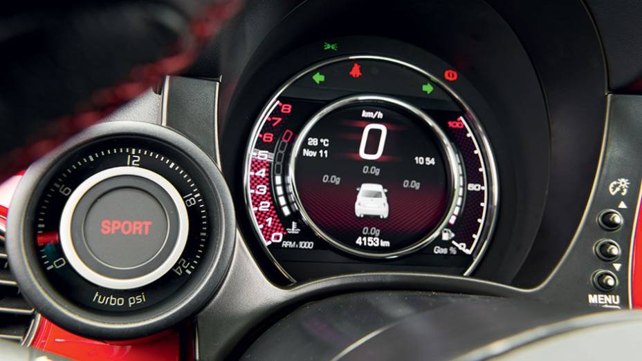 Medidor de pressão do turbo junto ao velocímetro | <a href="https://beta-develop.quatrorodas.abril.com.br/carros/impressoes/fiat-500-abarth-821981.shtml" target="_blank" rel="migration">Leia mais</a> Medidor de pressão do turbo junto ao velocímetro | <a href="https://beta-develop.quatrorodas.abril.com.br/carros/impressoes/fiat-500-abarth-821981.shtml" target="_blank" rel="migration">Leia mais</a>