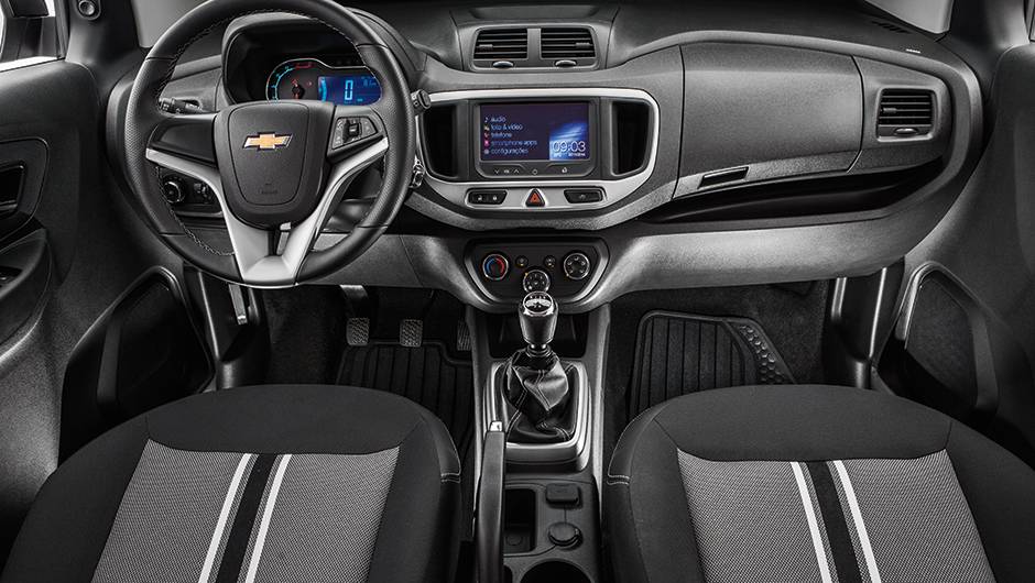 Vers&atilde;o manual teve a primeira marcha encurtada para garantir agilidade em arrancadas | <a href="https://beta-develop.quatrorodas.abril.com.br/carros/testes/chevrolet-spin-activ-824061.shtml" target="_blank" rel="migration">Leia mais</a>