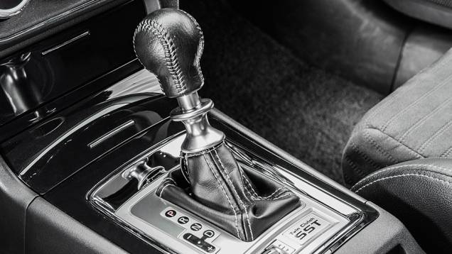 Motor e transmissão de dupla embreagem são iguais desde 2008 | <a href="https://beta-develop.quatrorodas.abril.com.br/carros/testes/mitsubishi-lancer-evo-x-john-easton-840741.shtml" target="_blank" rel="migration">Leia mais</a> Motor e transmissão de dupla embreagem são iguais desde 2008 | <a href="https://beta-develop.quatrorodas.abril.com.br/carros/testes/mitsubishi-lancer-evo-x-john-easton-840741.shtml" target="_blank" rel="migration">Leia mais</a>