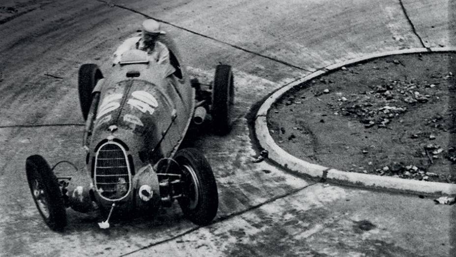 ... GP de Mônaco à carioca, o que atraía pilotos de fora, como Pintacuda, em 1937 | <a href="https://beta-develop.quatrorodas.abril.com.br/reportagens/geral/volta-origens-841803.shtml" target="_blank" rel="migration">Leia mais</a>