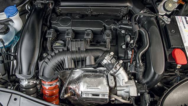 Motor 1.6 turbo ganhou sistema flex em 2014 |<a href="https://beta-develop.quatrorodas.abril.com.br/carros/testes/peugeot-2008-857260.shtml" target="_blank" rel="migration">Leia mais</a> Motor 1.6 turbo ganhou sistema flex em 2014 |<a href="https://beta-develop.quatrorodas.abril.com.br/carros/testes/peugeot-2008-857260.shtml" target="_blank" rel="migration">Leia mais</a>