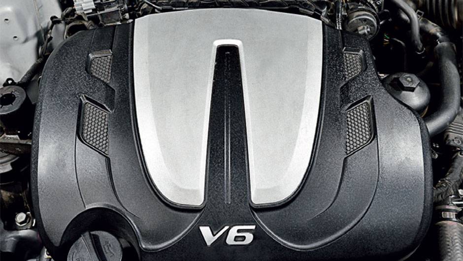 Motor V6 3.3 do Santa Fe é silencioso | <a href="https://beta-develop.quatrorodas.abril.com.br/carros/comparativos/santa-fe-x-discovery-sport-x-grand-cherokee-867285.shtml" target="_blank" rel="migration">Leia mais</a> Motor V6 3.3 do Santa Fe é silencioso | <a href="https://beta-develop.quatrorodas.abril.com.br/carros/comparativos/santa-fe-x-discovery-sport-x-grand-cherokee-867285.shtml" target="_blank" rel="migration">Leia mais</a>