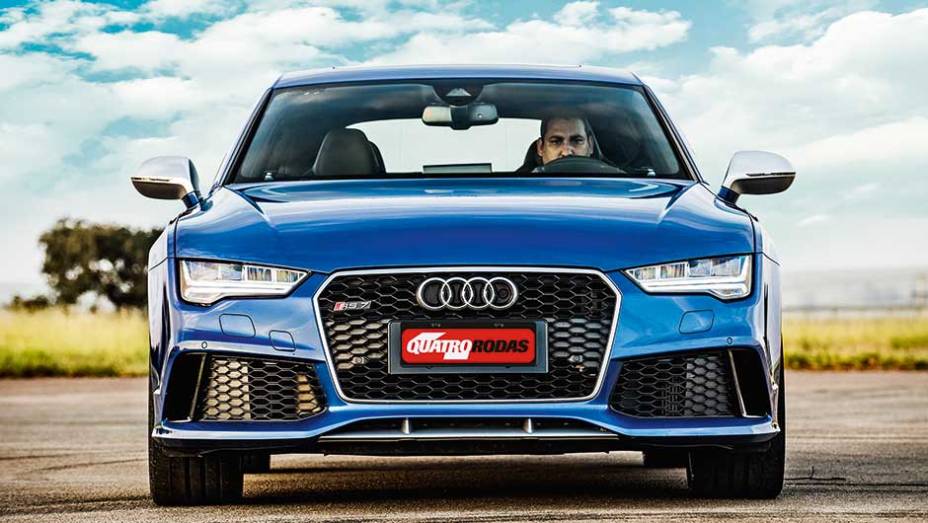 Leds em forma de seta e para-choque redesenhado | <a href="https://beta-develop.quatrorodas.abril.com.br/carros/testes/audi-rs-7-880560.shtml" target="_blank" rel="migration">Leia mais</a> Leds em forma de seta e para-choque redesenhado | <a href="https://beta-develop.quatrorodas.abril.com.br/carros/testes/audi-rs-7-880560.shtml" target="_blank" rel="migration">Leia mais</a>