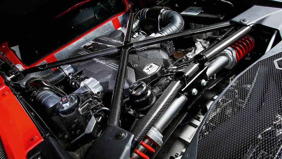 Motor V12 e suspensão push-rod, como na F-1 | <a href="https://beta-develop.quatrorodas.abril.com.br/carros/impressoes/lamborghini-aventador-lp-750-4-sv-887440.shtml" target="_blank" rel="migration">Leia mais</a> Motor V12 e suspensão push-rod, como na F-1 | <a href="https://beta-develop.quatrorodas.abril.com.br/carros/impressoes/lamborghini-aventador-lp-750-4-sv-887440.shtml" target="_blank" rel="migration">Leia mais</a>